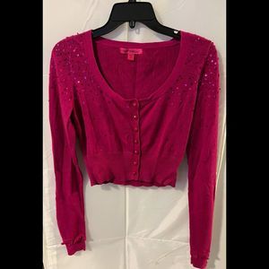 Betsey Johnson! Great condition, magenta crop sweater with magenta sequences, L